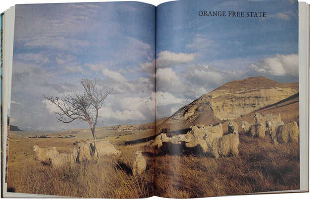 [Иллюстрированный путеводитель по Южной Африке]. Reader's Digest. Illustrated Guide to Southern Africa. Cape Town, 1978.